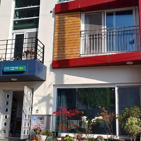 Ri-In Mokpo Guesthouse Dış mekan fotoğraf